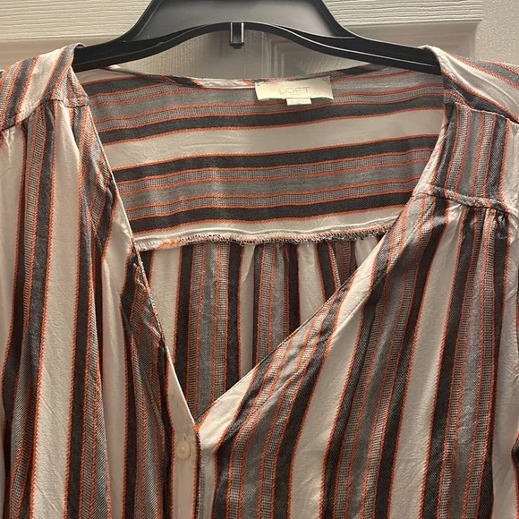 Loft size small tie blouse - Picture 2 of 4